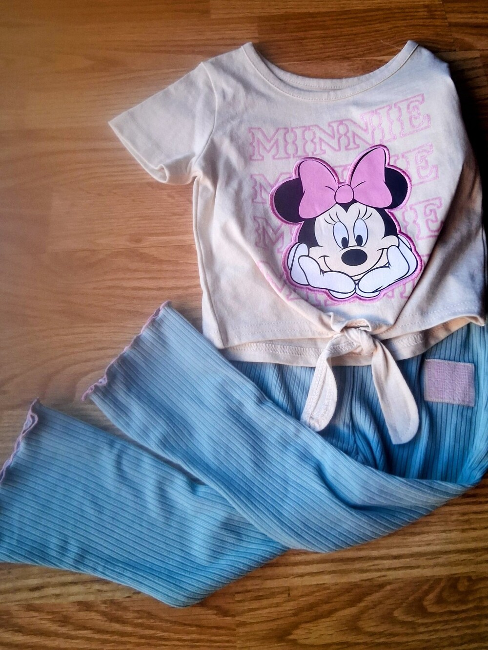 Disney NWT Baby Girls 2 Piece Outfit Pants,  Top Minnie Mouse.   Sz 12 mos